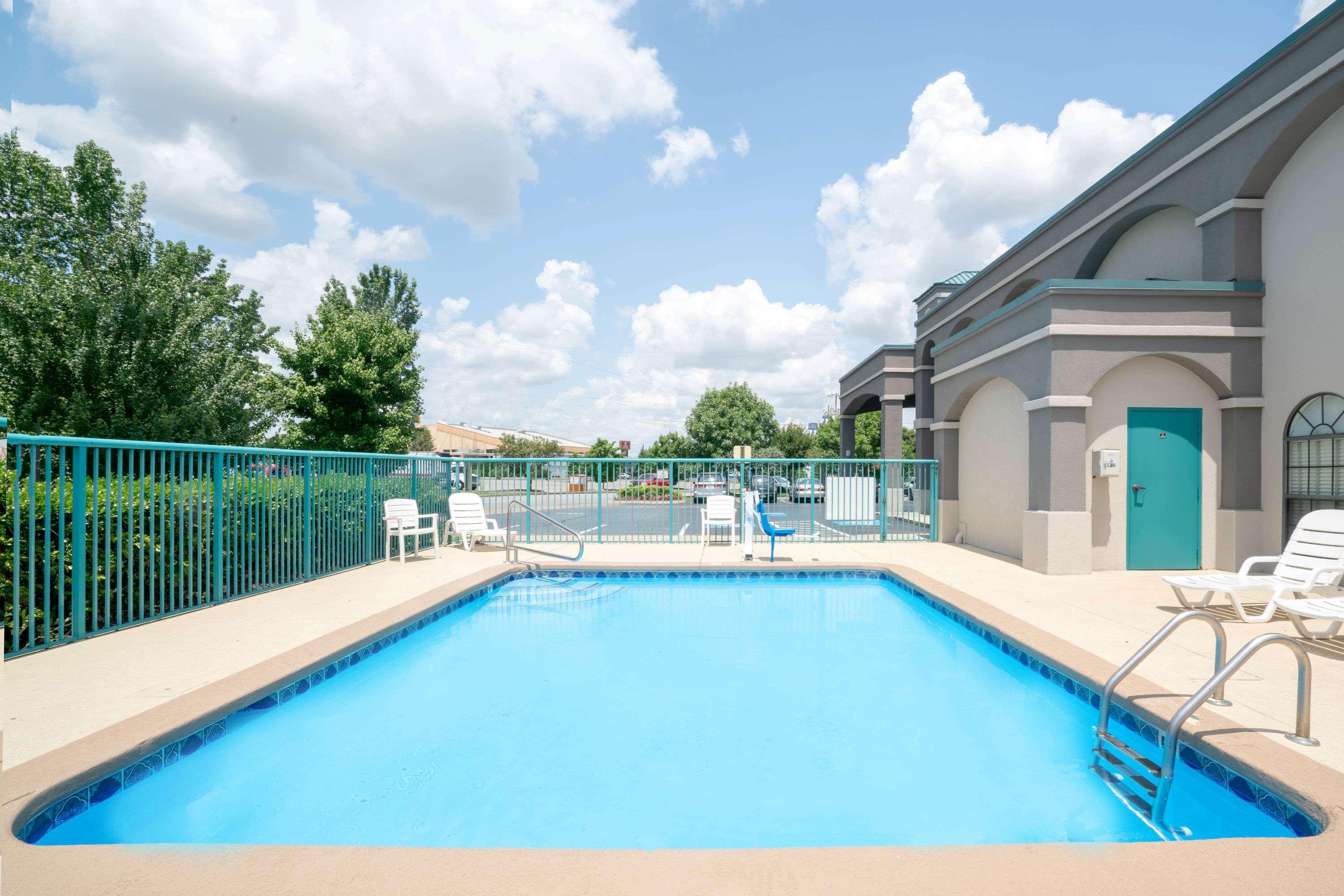 Super 8 By Wyndham Murfreesboro Exteriér fotografie